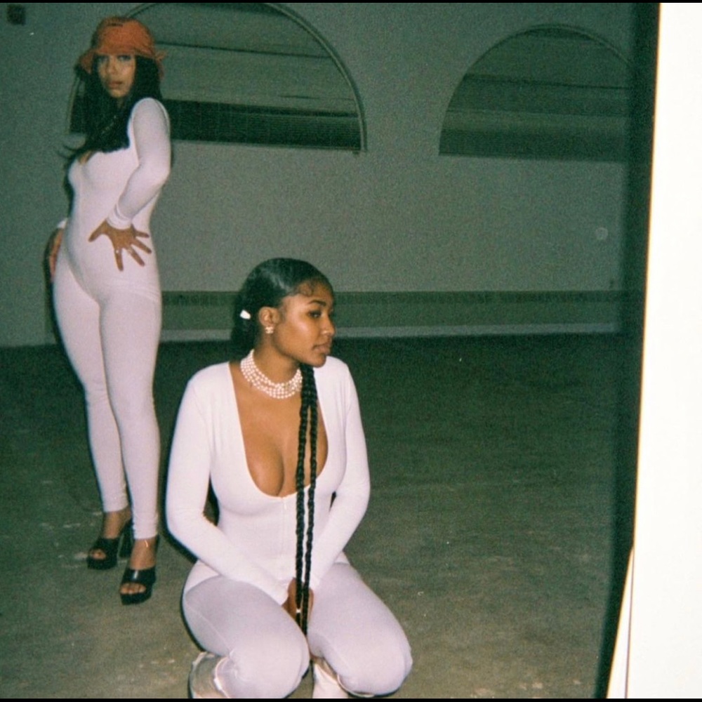 Stript bodysuit
